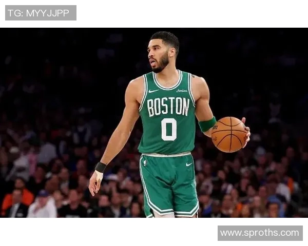 塔图姆回应外界批评专注比赛表现坚定立场不受外界干扰