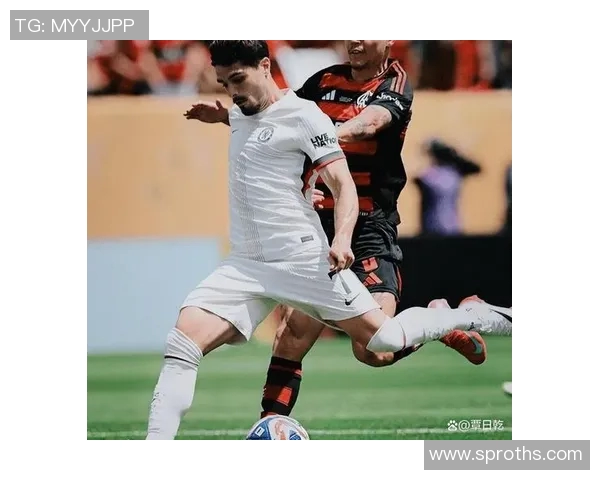 VAR判罚引发球迷热议赛场瞬间炸锅足坛公平性再次遭到拷问